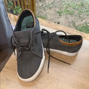 Reef Men's Gray Casual Sneakers